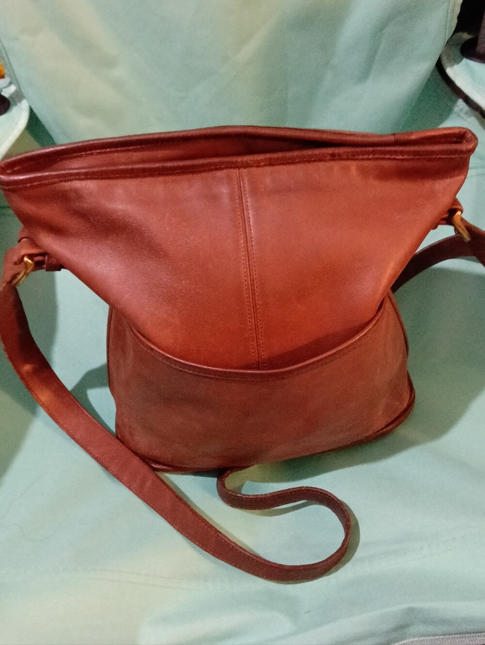 Coach Bleecker Vtg Bucket Leather Shldr/Crossbody Bag Creed: J6C-4153